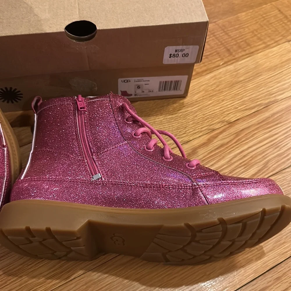 UGG  Sequined ankle boots - Robley